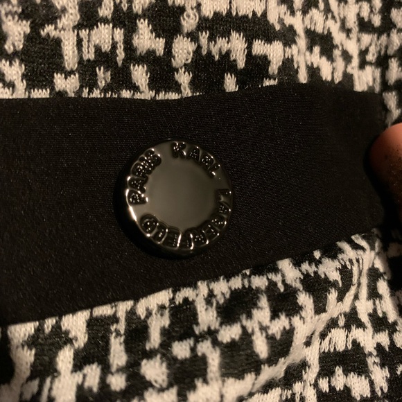 Karl Lagerfeld Black and White Sheath Mini Dress with fold over pointed collar - Picture 5 of 10